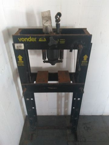 Elevador e Prensa Automotiva - Foto 7