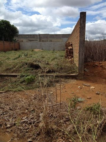 Terreno comercial na avenida guapore