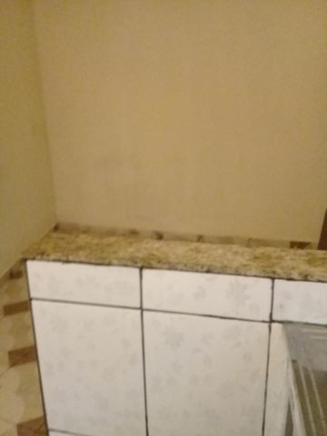 Aluga- se casa em Santíssimo - Foto 4