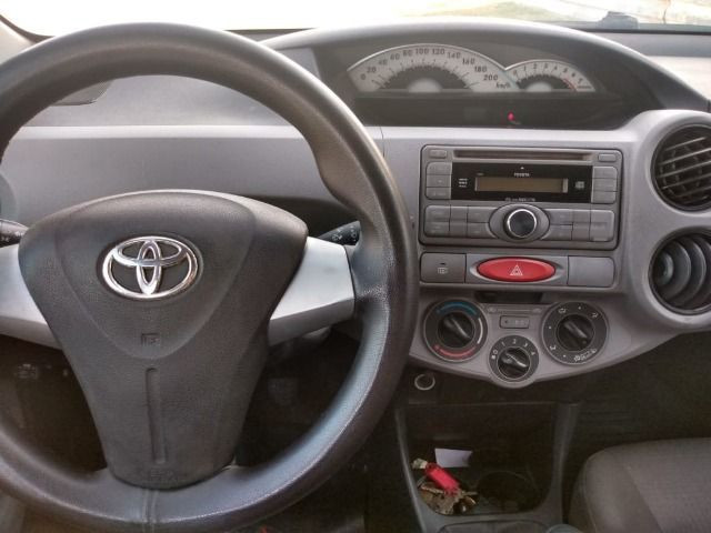 Toyota Etios XS 1.3 - Foto 9