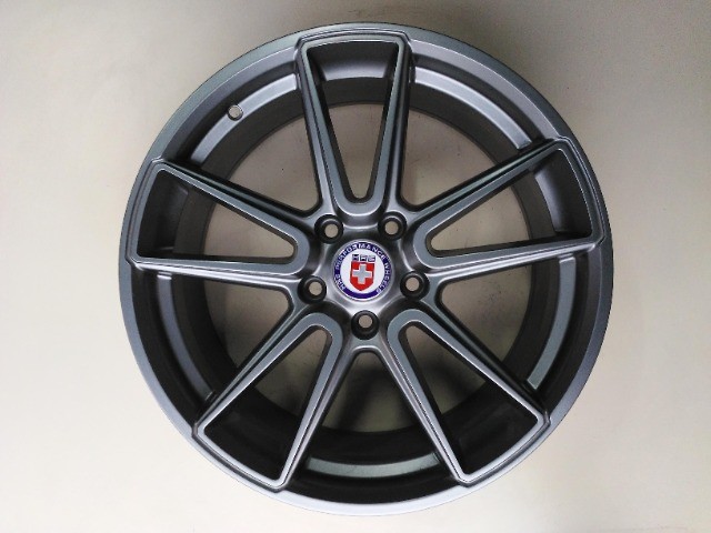 Jogo Rodas Aro 18  5D5 HRE 5x114 18x8 42 Grafite Seminova Jg55