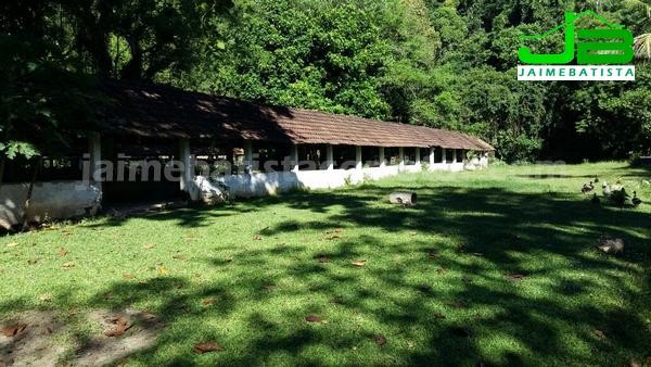 Ótimo sítio 90 mil m² c/ 3 casas em Vale das Pedrinhas - Guapimirim/RJ - Foto 16