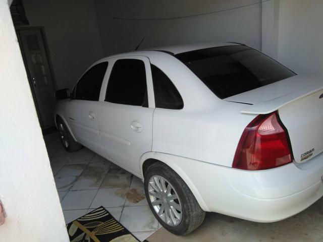 Vendo Corsa Sedã Branco 1.4 Econoflex, Gás/Gasolina - Foto 6