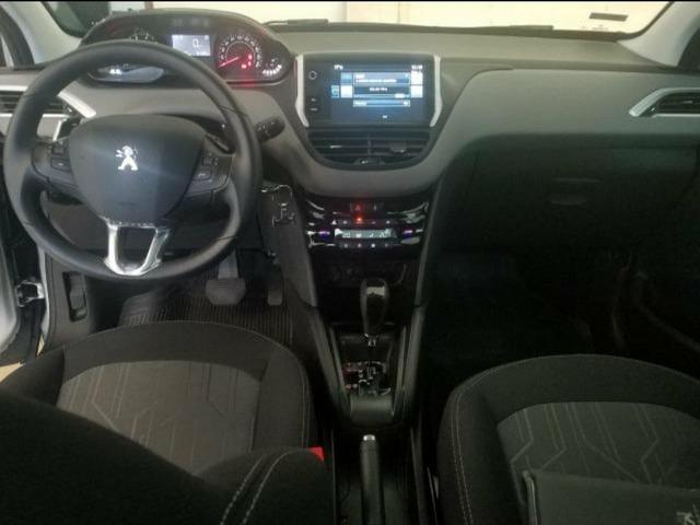 Peugeot 208 - Foto 3