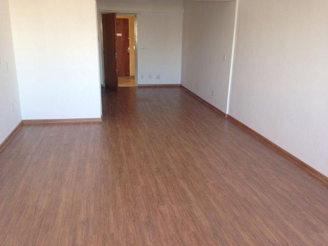 Sala comercial - Endereço nobre - 1 qd Praça Dante Alighieri- Caxias do Sul - Ótimo Preço - Foto 2