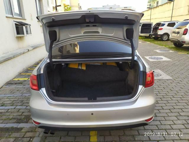 VW JETTA 2013 2.0 Automático