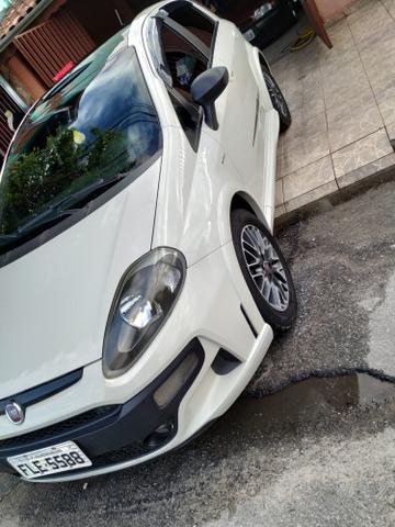 Punto blackmotion 1.8 automático 2014 - Foto 2