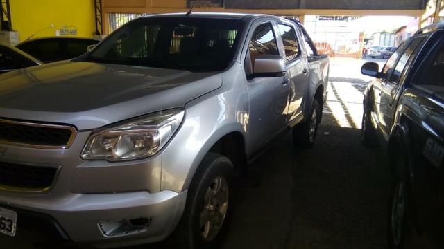 Vendo /Troco S-10 2015 Adventure 4X4 completa. *- * - Foto 2