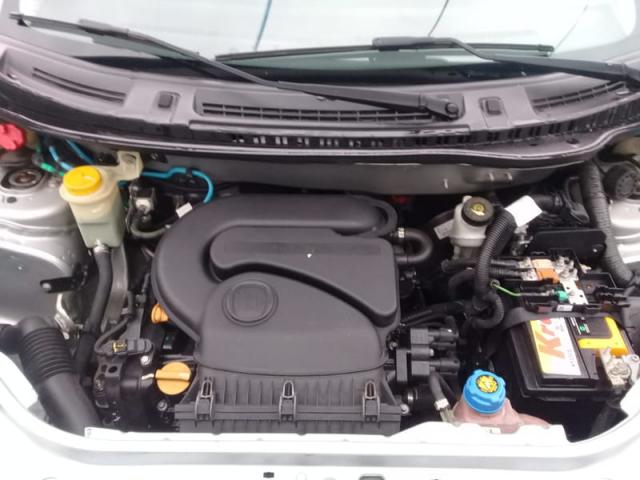 FIAT UNO ATTRACTIVE 1.0 6V FLEX 4 P 2016 - Foto 11