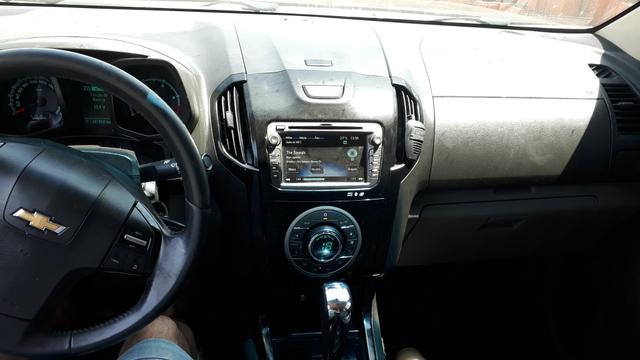 Urgente vendo S10 ltz aut diesel motor 200cv 98 mil no Dinheiro - Foto 4