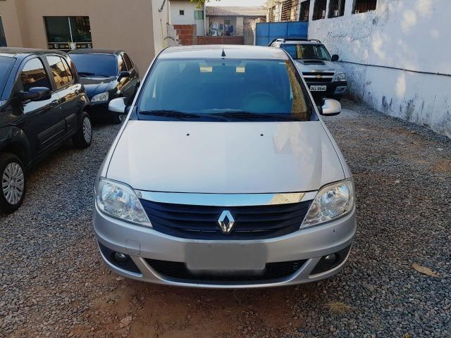 Renault Logan Expression 2013 - Foto 3