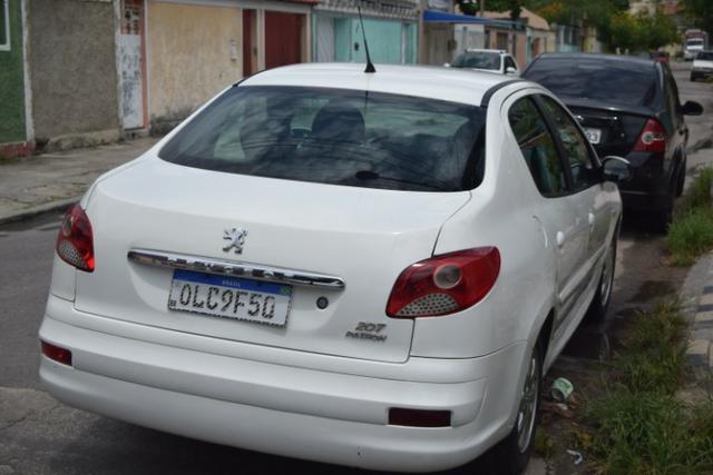 Peugeot 207 Passion 1.4 XR Sport 2013 - Foto 2