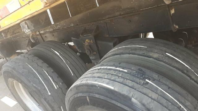 Vendo caminhão 1113 ano 83