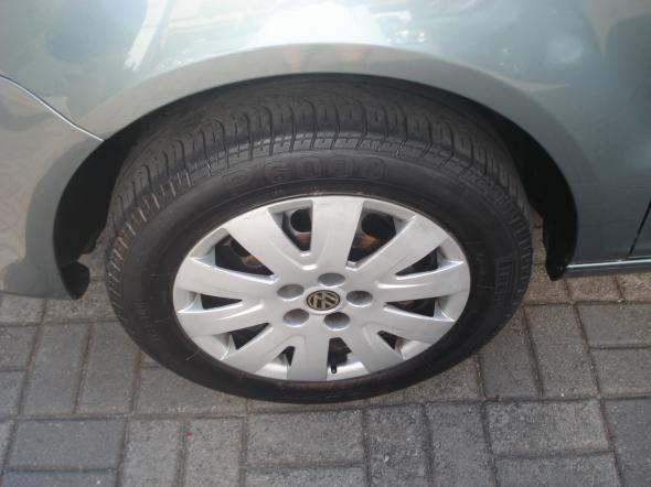 Volkswagen Fox 1.6 Mi Total Flex 8V 5p - Foto 4