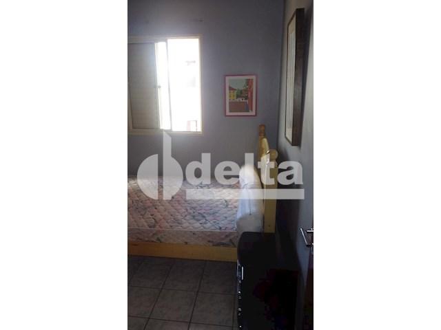 Apartamento para alugar com 3 dormitórios em Saraiva, Uberlândia cod:494116 - Foto 4