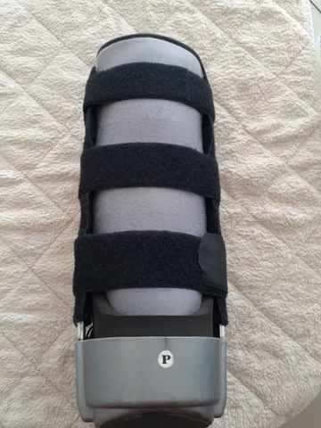Bota ortopédica usada - Robofoot longa