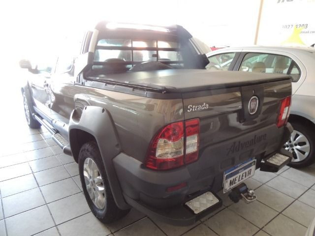Fiat Strada Adventure 1.8 Cabine Dupla 2013/2013 - Foto 2