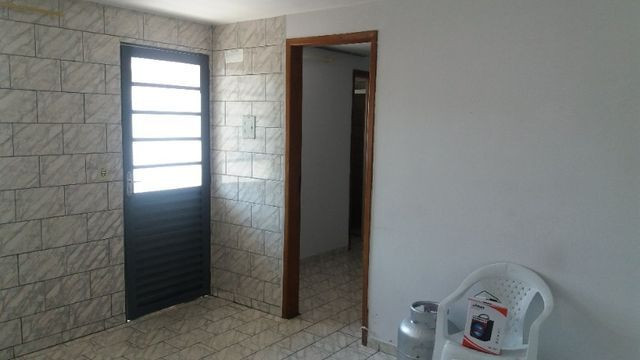 Apartamento 01 Quarto Livre de condomínio, sem taxa de água- Capão Raso - Foto 12