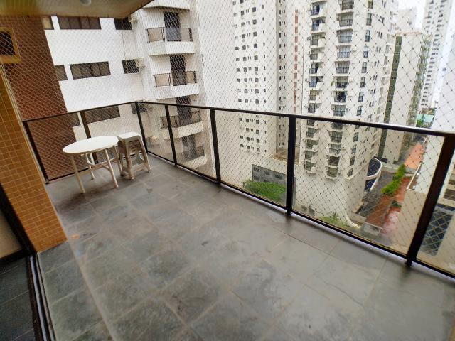 apartamento á venda - R$470 mil - 2 vagas - sacada - 3 dormitórios - vista para o mar - - Foto 4