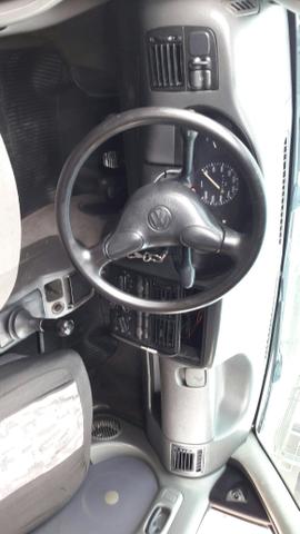 Gol g2 1.6 ap vd/ar condicionado.
