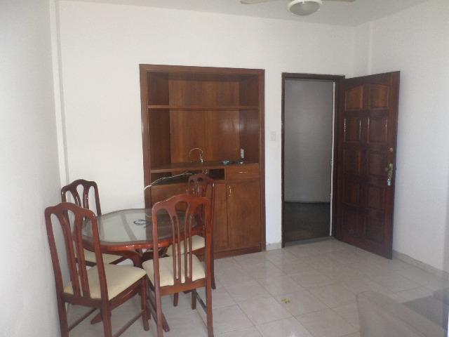 Ondina - Apartamento de quarto e sala com varanda de frente para a Avenida - Foto 6
