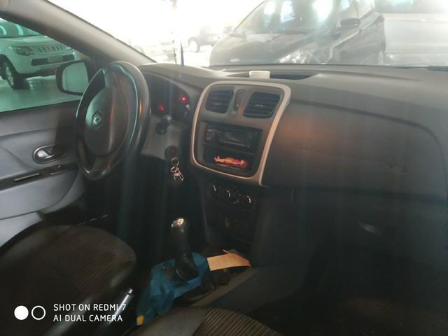 Renault Logan 1.0 - Foto 5
