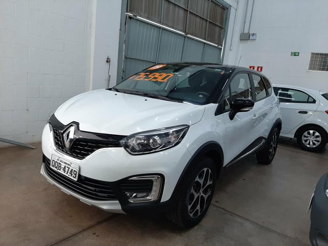 Captur intense 1.6 16v automático