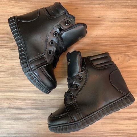 Lote de sapato masculino Tam 21