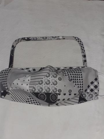 Mascara com visor