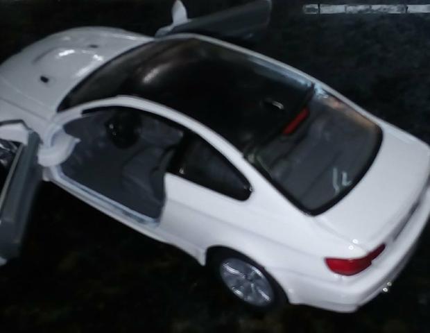 Carrinho de Metal de um BMW