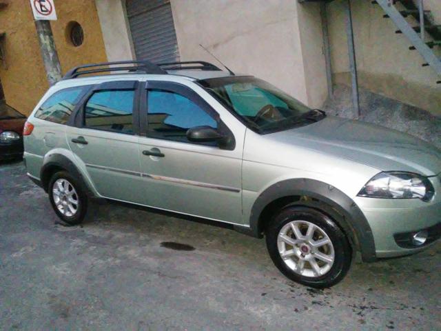 Vendo palio weekend 2011 trekking 1.4 flex - Foto 2
