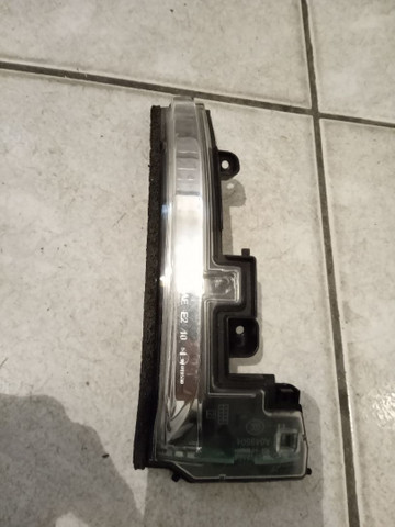 Pisca do retrovisor lado direito evoque