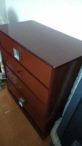 Cômoda com 4/gavetas grandes - Foto 4