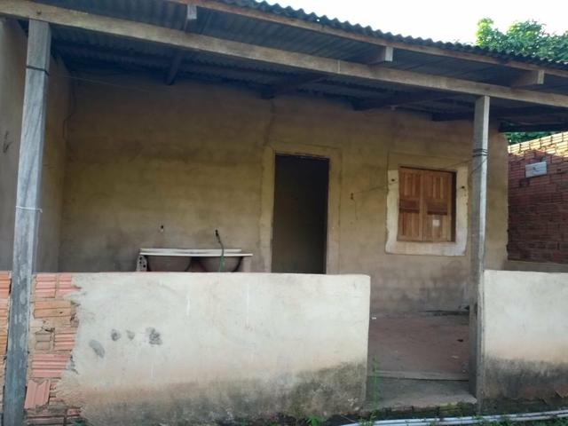 Aluga-se casa com 2 quarto 2 banheiro sala cozinha area serviço atrás telefone * - Foto 4