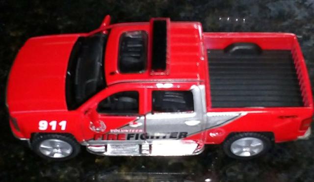Carrinho de Metal de um Silverado. - Foto 2