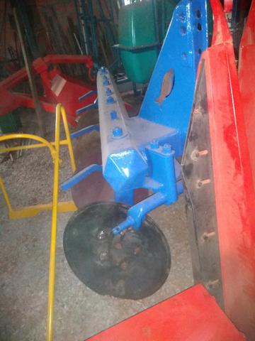Arado Baldan 4 discos sextavado trator - Foto 2