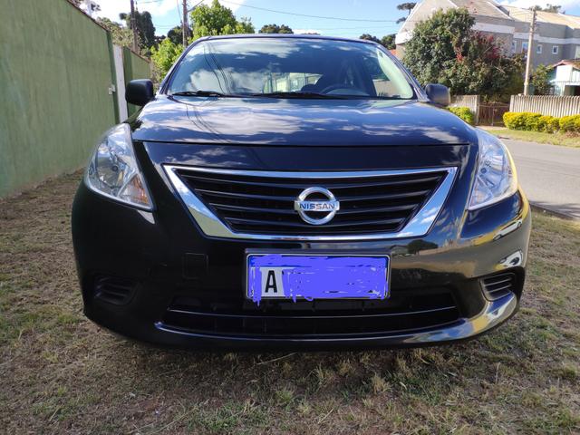 Nissan Versa 1.6 S 2013 completo, único dono - Foto 2
