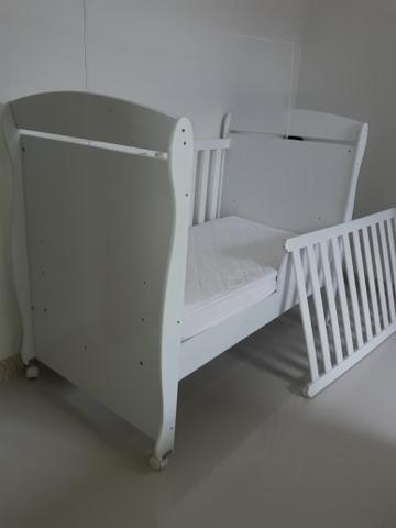 Vendo berço super conservado com colchão infantil. Em Governador Mangabeira-BA - Foto 6