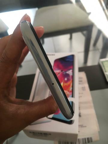 Samsung A70 com garantia, Impecável!! - Foto 5