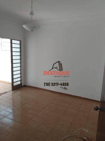 Casa com 3 dormitórios para alugar, 330 m² por R$ 2.700,00/mês - Vila Santa Helena - Presi - Foto 9