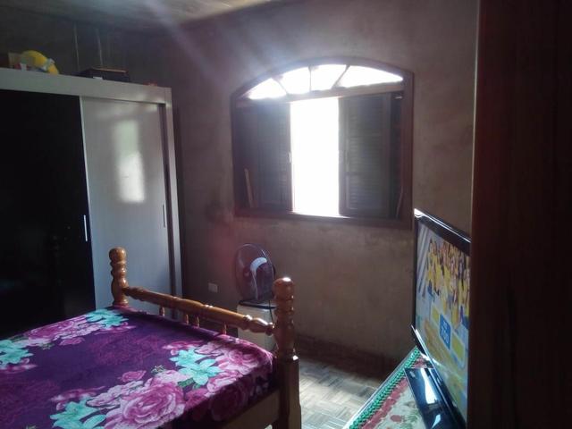 Vendo uma bela casa em local muito agradável pra quem gosta de tranquilidade. - Foto 3