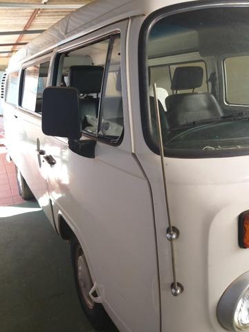 Vendo Vw Kombi top mega oportunidade - Foto 2