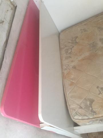 Vendo cama com colchão - Foto 2