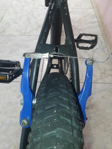 Vendo essa bicicleta bmx aro 20 - Foto 2