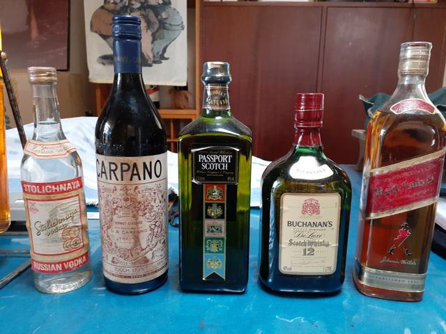Kit bebidas whisky vodka vermut