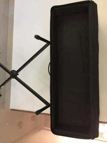 Em Unaí - Case e suporte para teclado musical - Foto 4