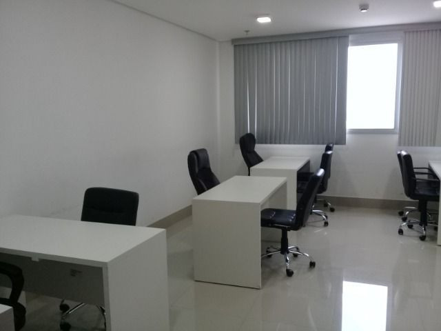 Cristal Tower Office>Sala 33m2>Climatizada-Mobiliada-Lavabo-Copa-Elevador - Foto 2