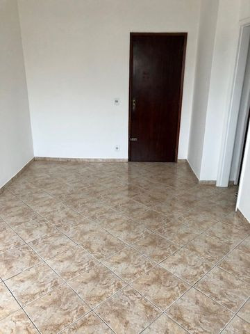 Alugo 2qts (Bairro Araujo) em Vista Alegre, com 2 quartos, Varanda, churrasq - Foto 19