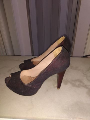 Sapatos semi novos - Foto 2
