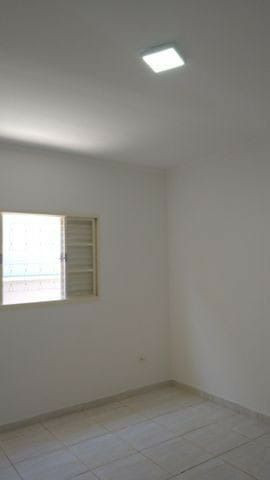 Casa com 2 quartos, 150m² - Foto 13